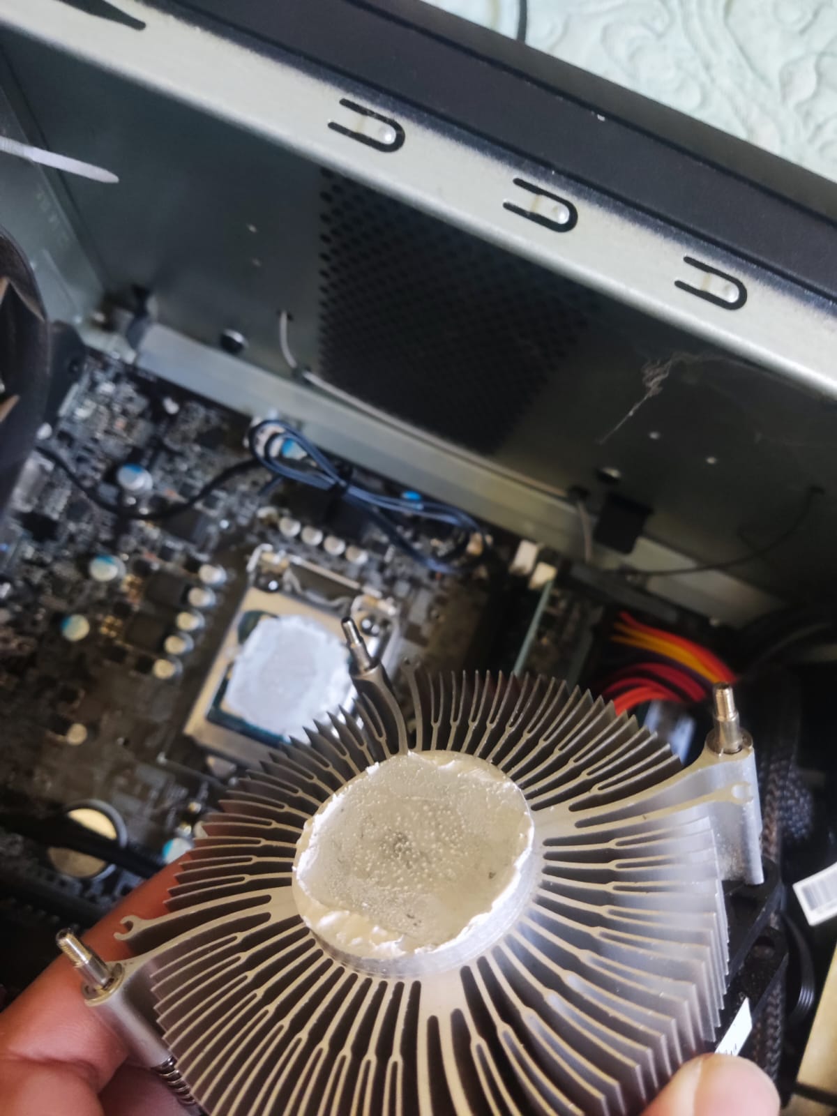Réparation PC Meknès - changement pâte thermique